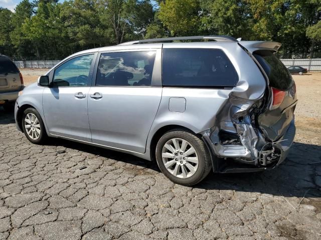 2011 Toyota Sienna XLE