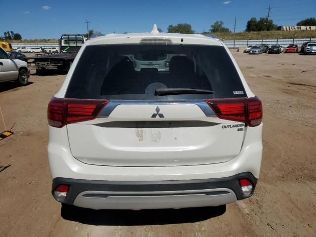 2020 Mitsubishi Outlander SE