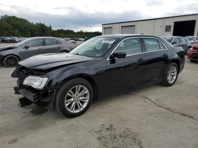 2017 Chrysler 300 Limited