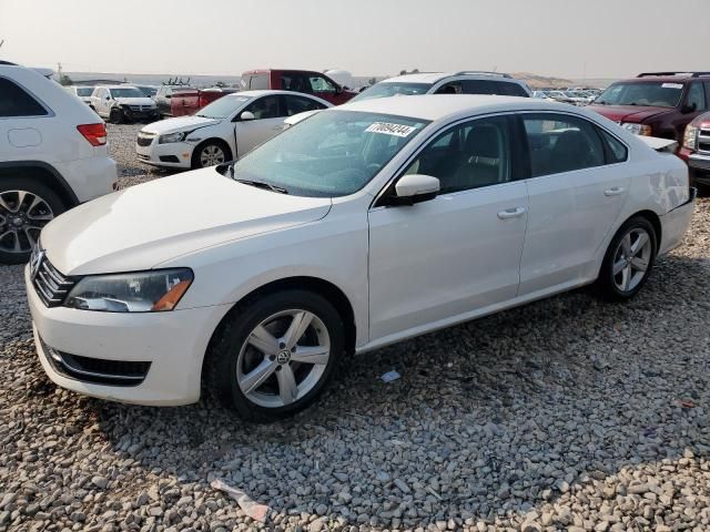 2014 Volkswagen Passat SE