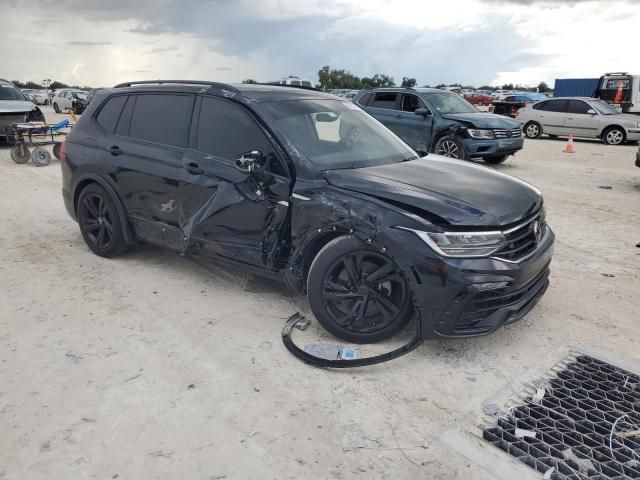 2023 Volkswagen Tiguan SE R-LINE Black