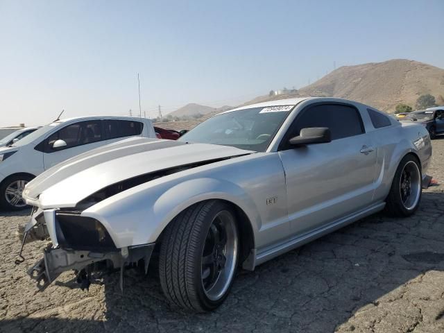 2005 Ford Mustang GT