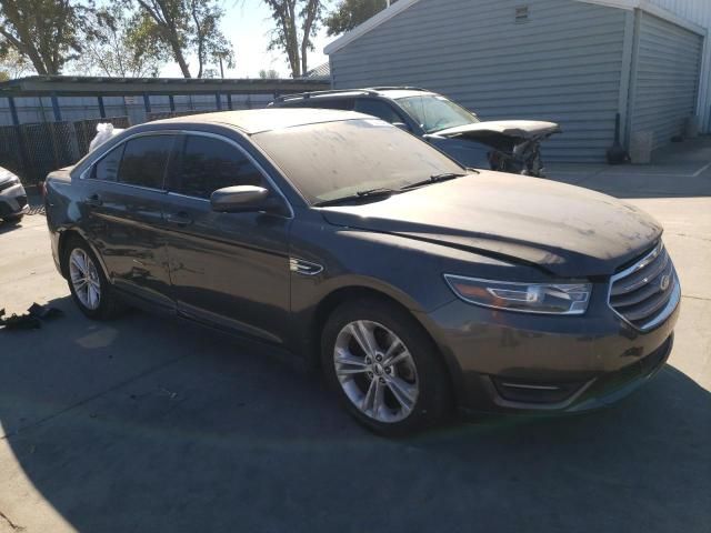 2016 Ford Taurus SEL