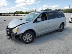 Chrysler Vehiculos salvage en venta: 2010 Chrysler Town & Country Touring Plus