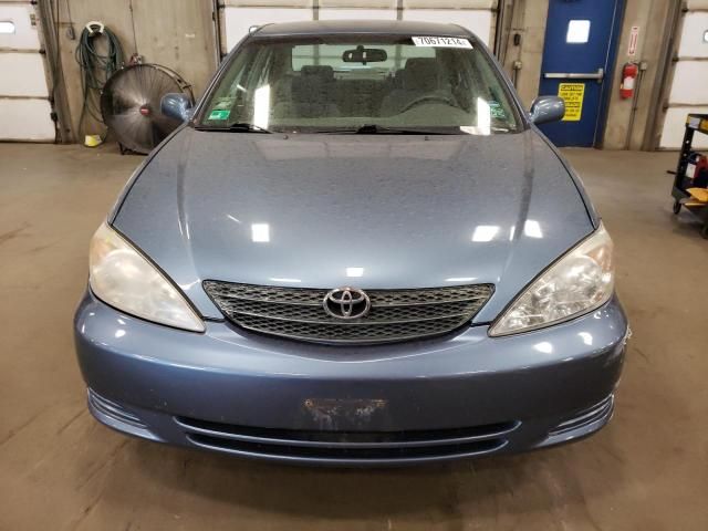 2004 Toyota Camry LE