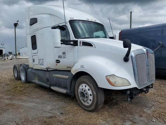 2018 Kenworth Construction T680