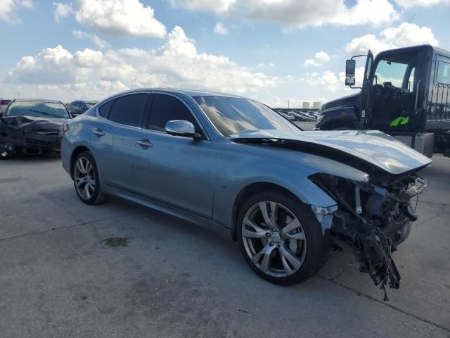 2016 Infiniti Q70 3.7