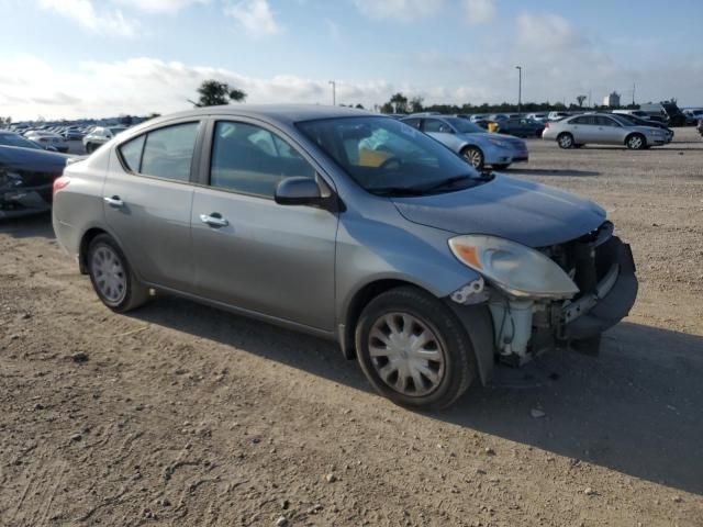 2013 Nissan Versa S