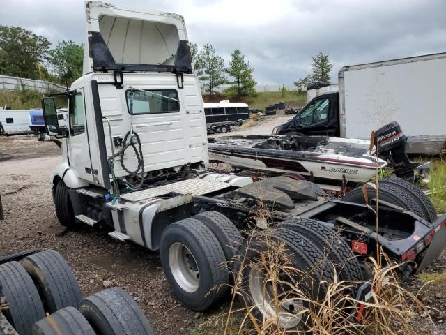 2020 Volvo VN VNL