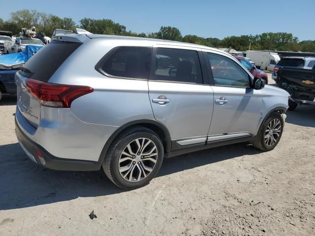 2017 Mitsubishi Outlander ES