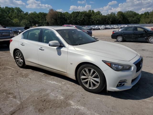 2015 Infiniti Q50 Base