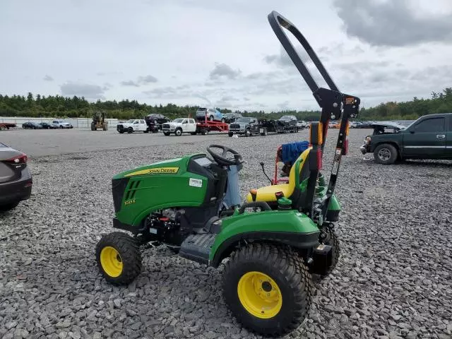 2024 John Deere 1025R