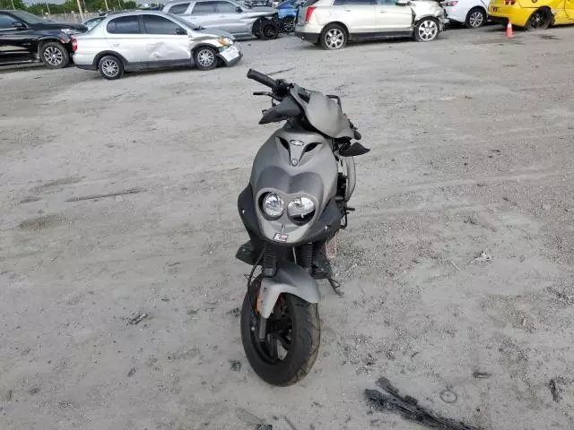 2019 Genuine Scooter Co. Roughhouse 50