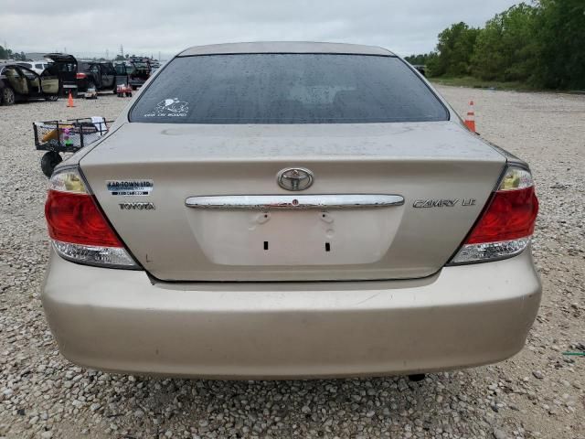 2005 Toyota Camry LE