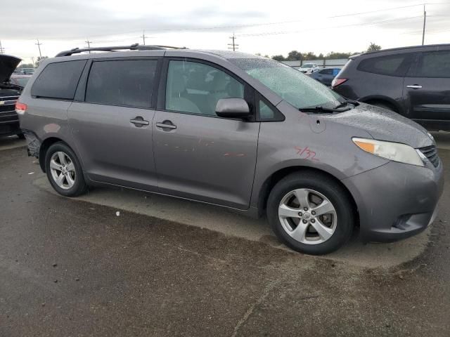 2011 Toyota Sienna LE