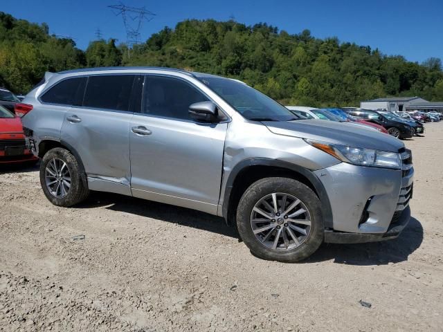 2018 Toyota Highlander SE