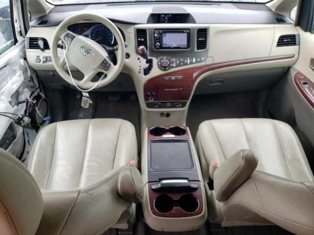 2013 Toyota Sienna XLE