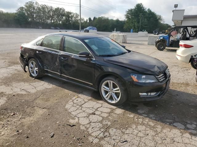 2012 Volkswagen Passat SEL