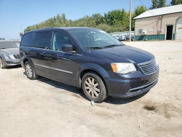 2013 Chrysler Town & Country Touring