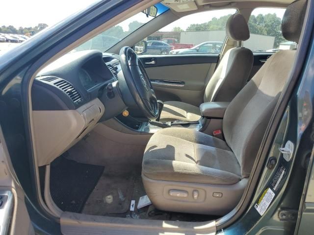 2004 Toyota Camry LE