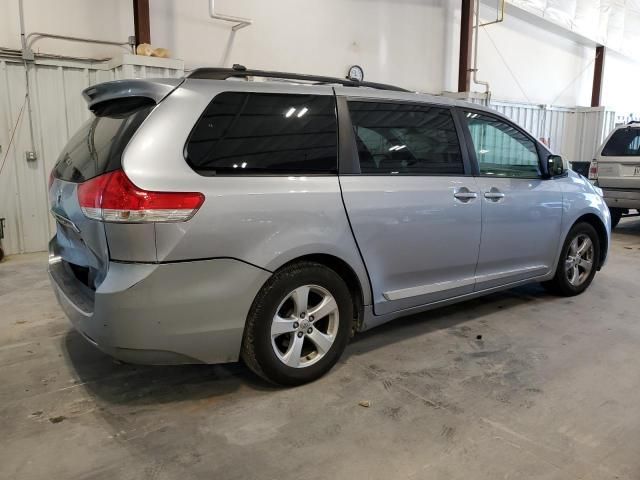 2011 Toyota Sienna LE