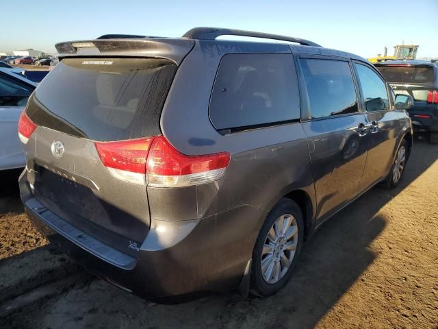 2012 Toyota Sienna LE