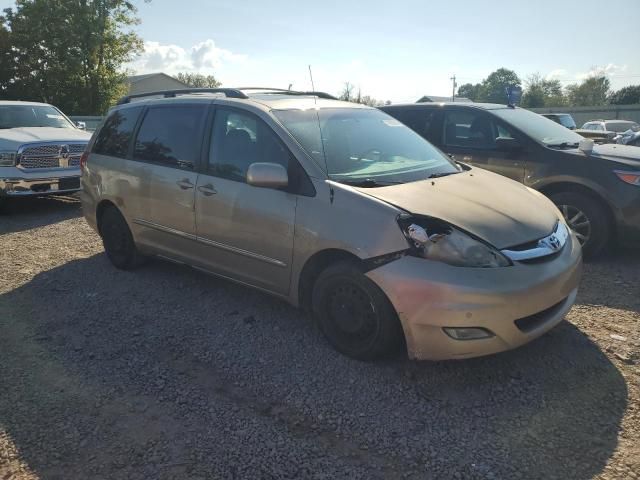 2007 Toyota Sienna XLE