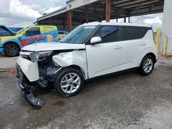 Carros salvage para piezas a la venta en subasta: 2023 KIA Soul LX