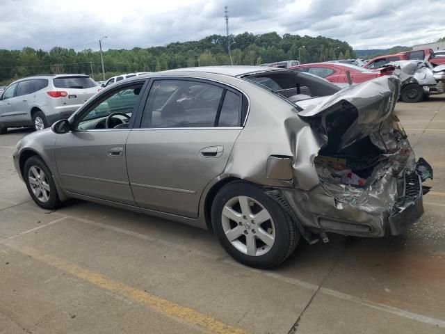 2003 Nissan Altima Base