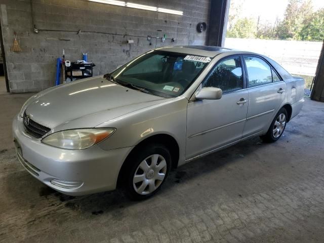 2004 Toyota Camry LE