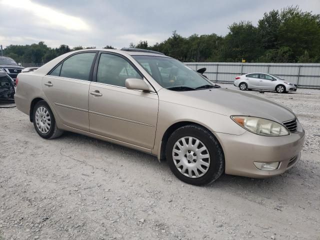 2005 Toyota Camry LE