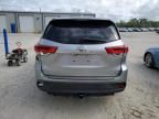 2017 Toyota Highlander SE