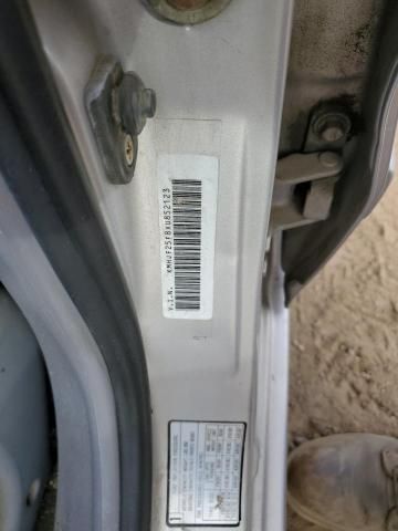 1999 Hyundai Elantra Base