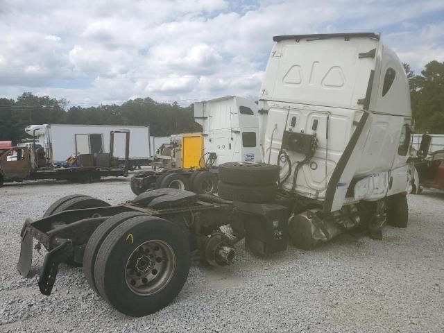 2024 Freightliner Cascadia 116