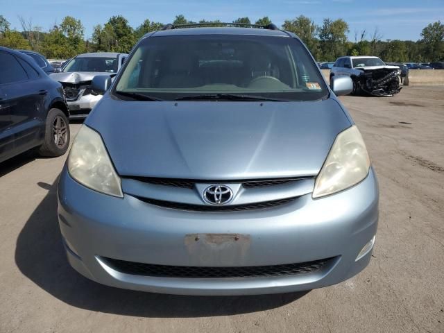 2006 Toyota Sienna XLE