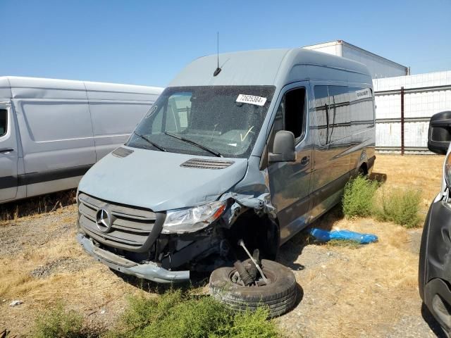 2021 Mercedes-Benz Sprinter 2500