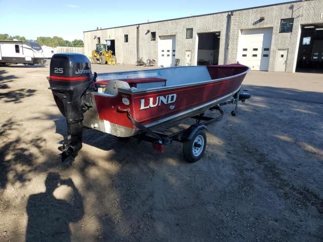 1992 Lund Marine Trailer