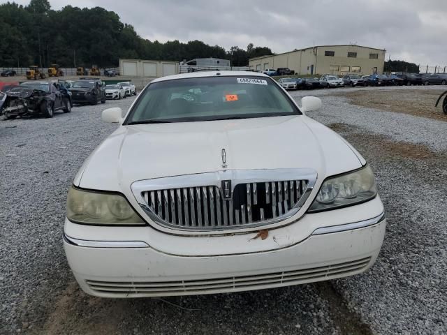 2006 Lincoln Town Car Signature