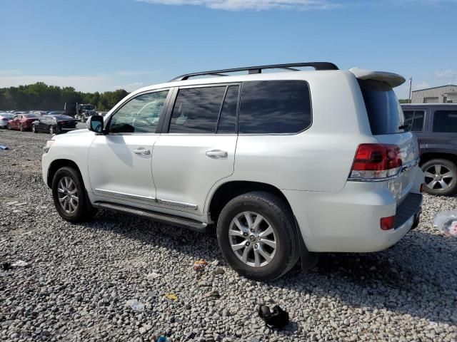 2016 Toyota Land Cruiser