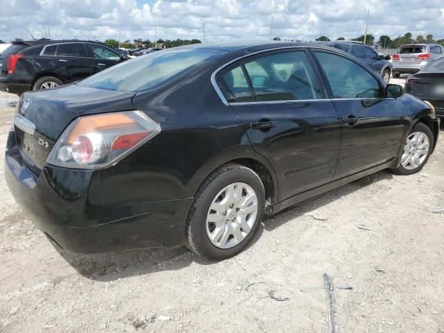 2010 Nissan Altima Base