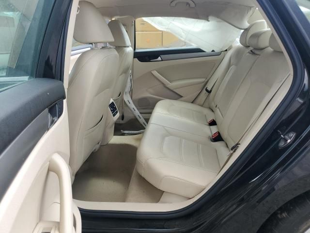 2014 Volkswagen Passat SE