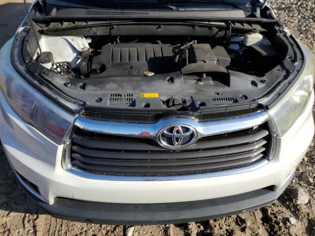 2015 Toyota Highlander LE