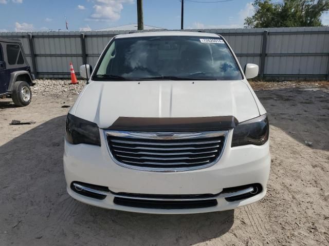 2012 Chrysler Town & Country Touring