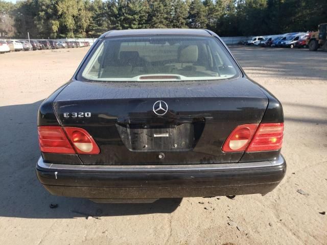 1999 Mercedes-Benz E 320