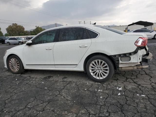 2016 Volkswagen Passat SE