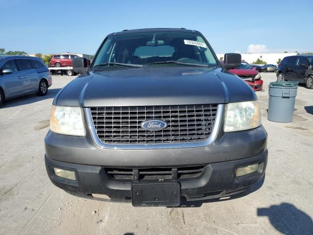 2004 Ford Expedition XLT