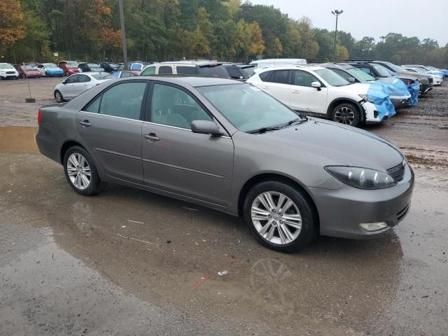 2004 Toyota Camry LE