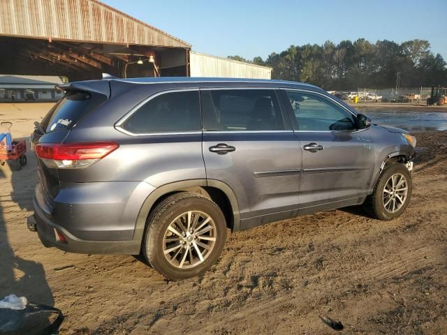 2018 Toyota Highlander SE