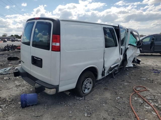 2022 Chevrolet Express G2500