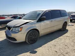 Salvage cars for sale at Antelope, CA auction: 2014 Dodge Grand Caravan SE